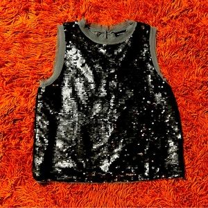 NWOT Women’s Who What Wear Sequin Sleeveless Top With Mesh Hemline sz S Black